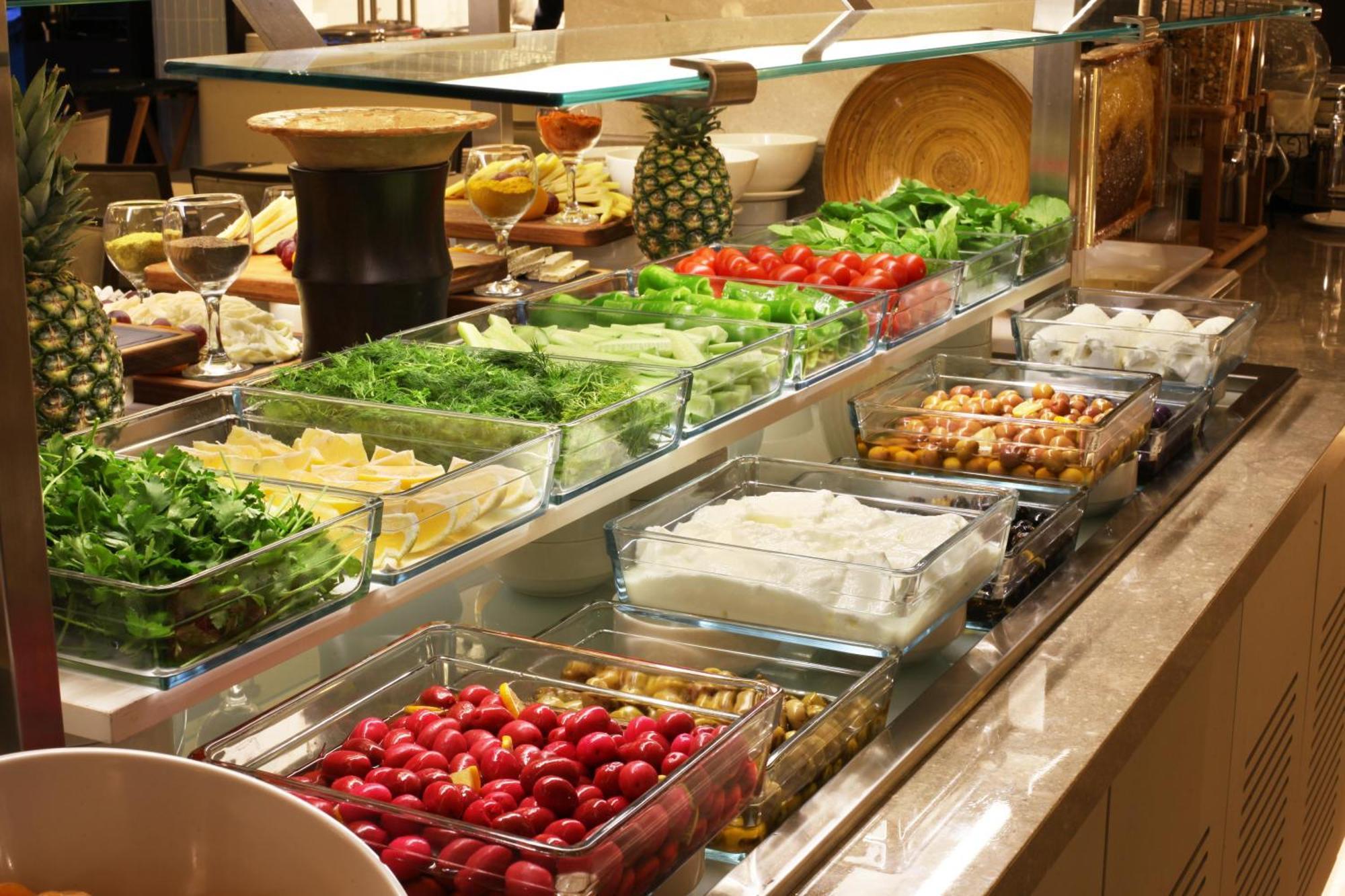 Bentley Hotel Bosphorus - Special Class Стамбул Экстерьер фото A salad bar